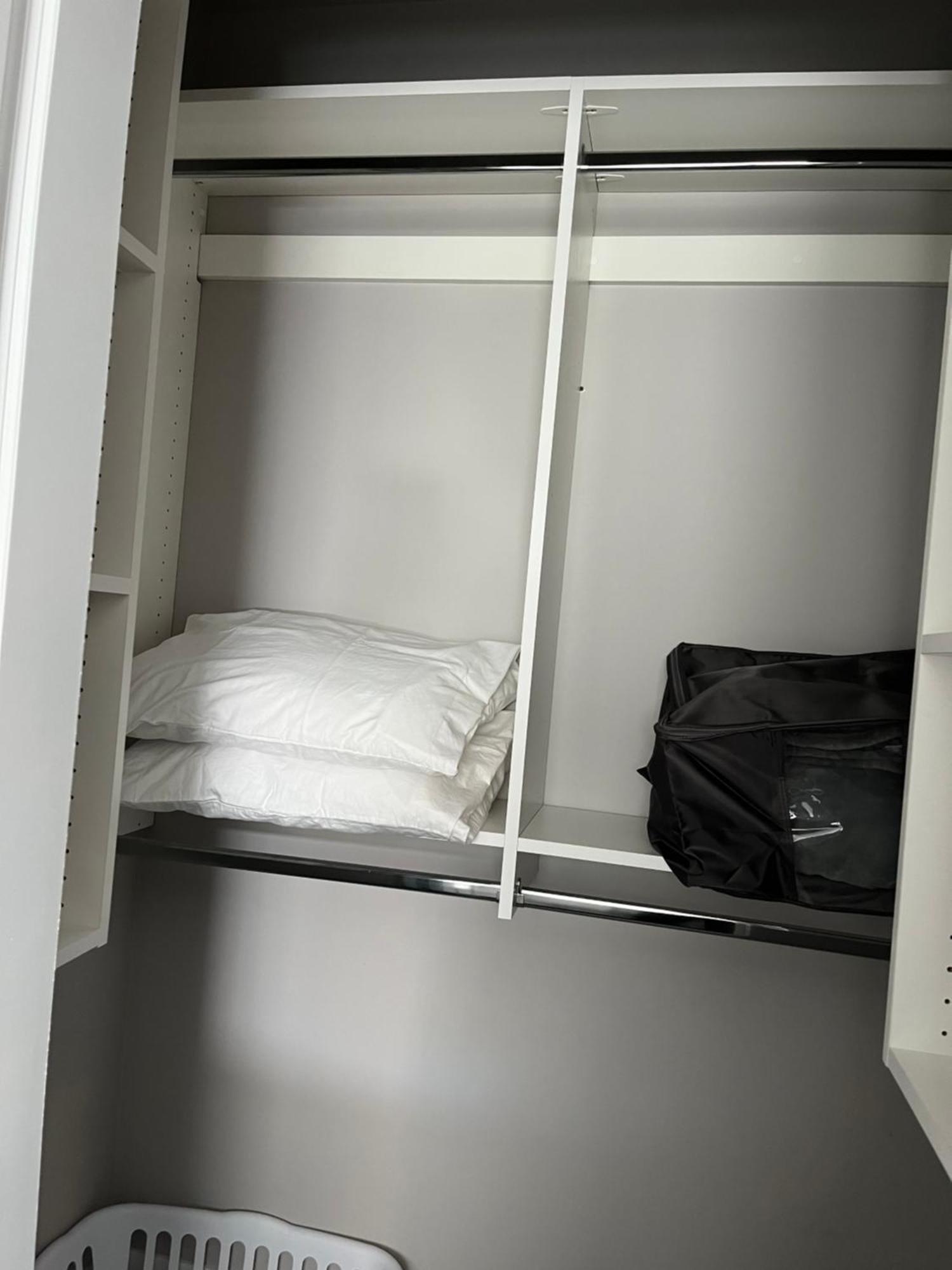 Dugg Bed And Breakfast فكتوريا الغرفة الصورة