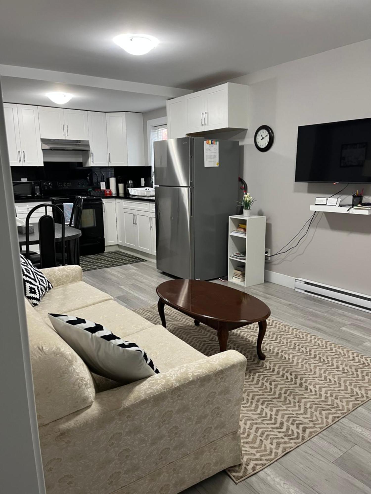 Dugg Bed And Breakfast فكتوريا الغرفة الصورة